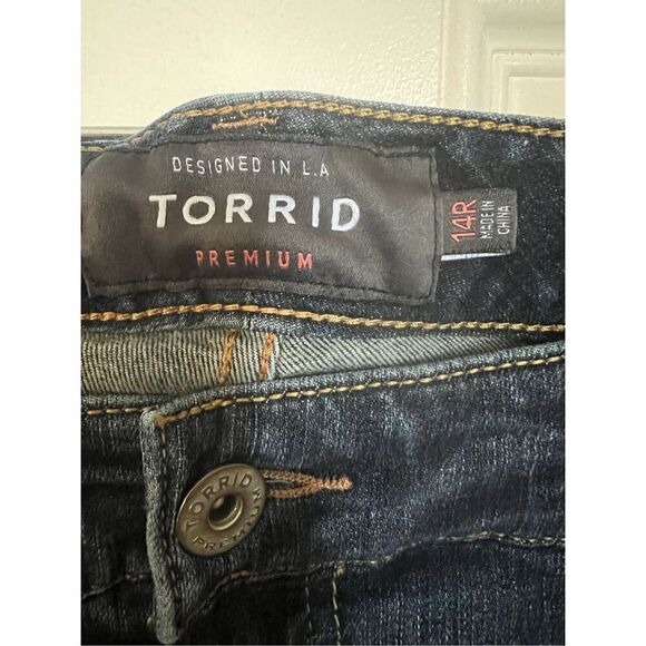 Torrid High Rise Curvy Skinny Jeans (14R) - Picture 4 of 6